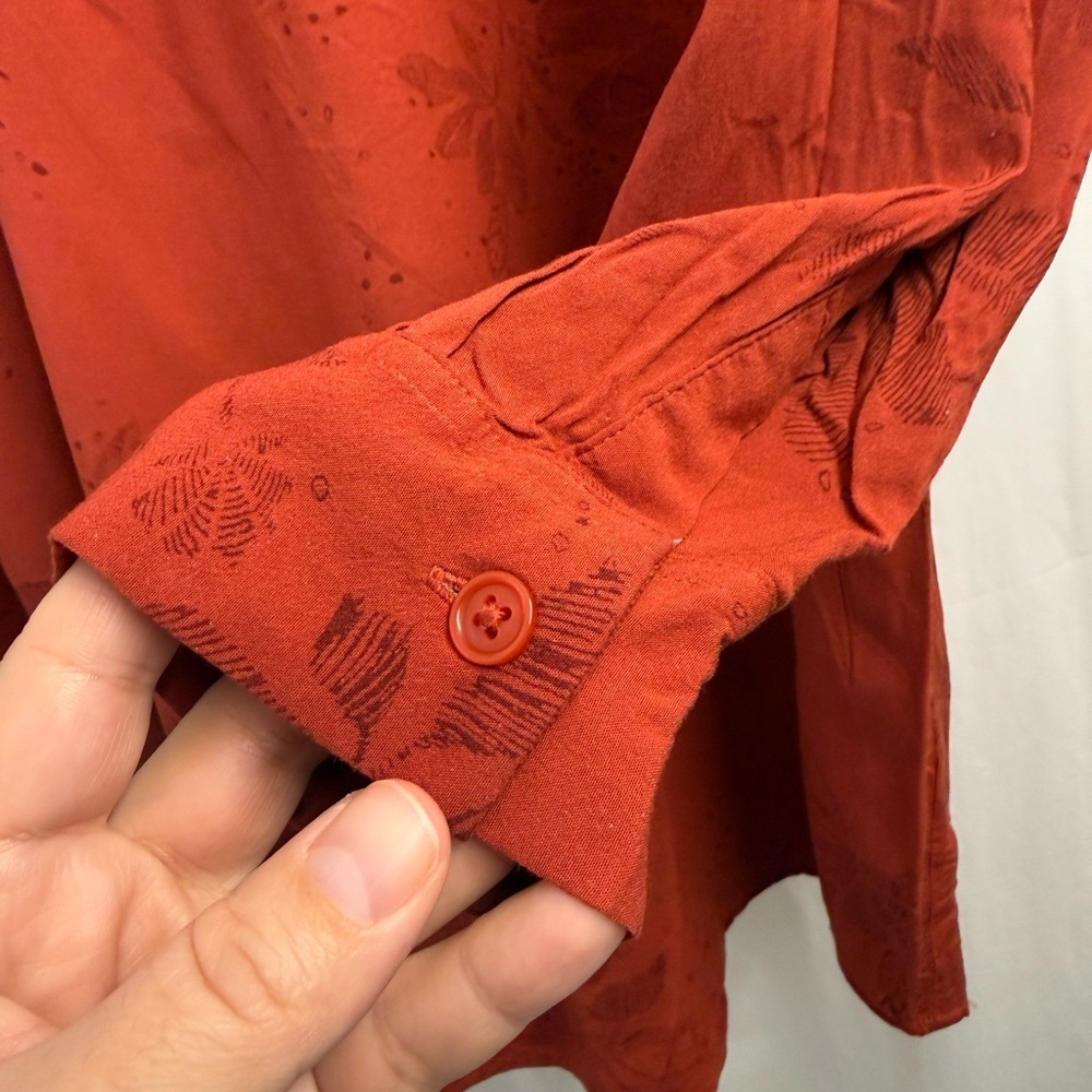 Women's Rust V-Neck Top - Picture 5 of 9